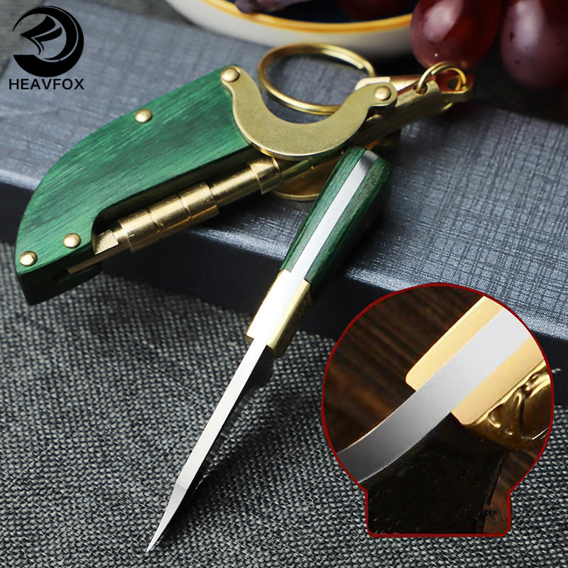 Miniature outdoor pocket knife D2 steel knife handle convenient to play with